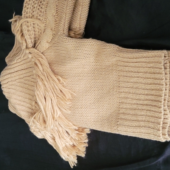 Tan cow neck sweater off shoulder - Picture 2 of 2